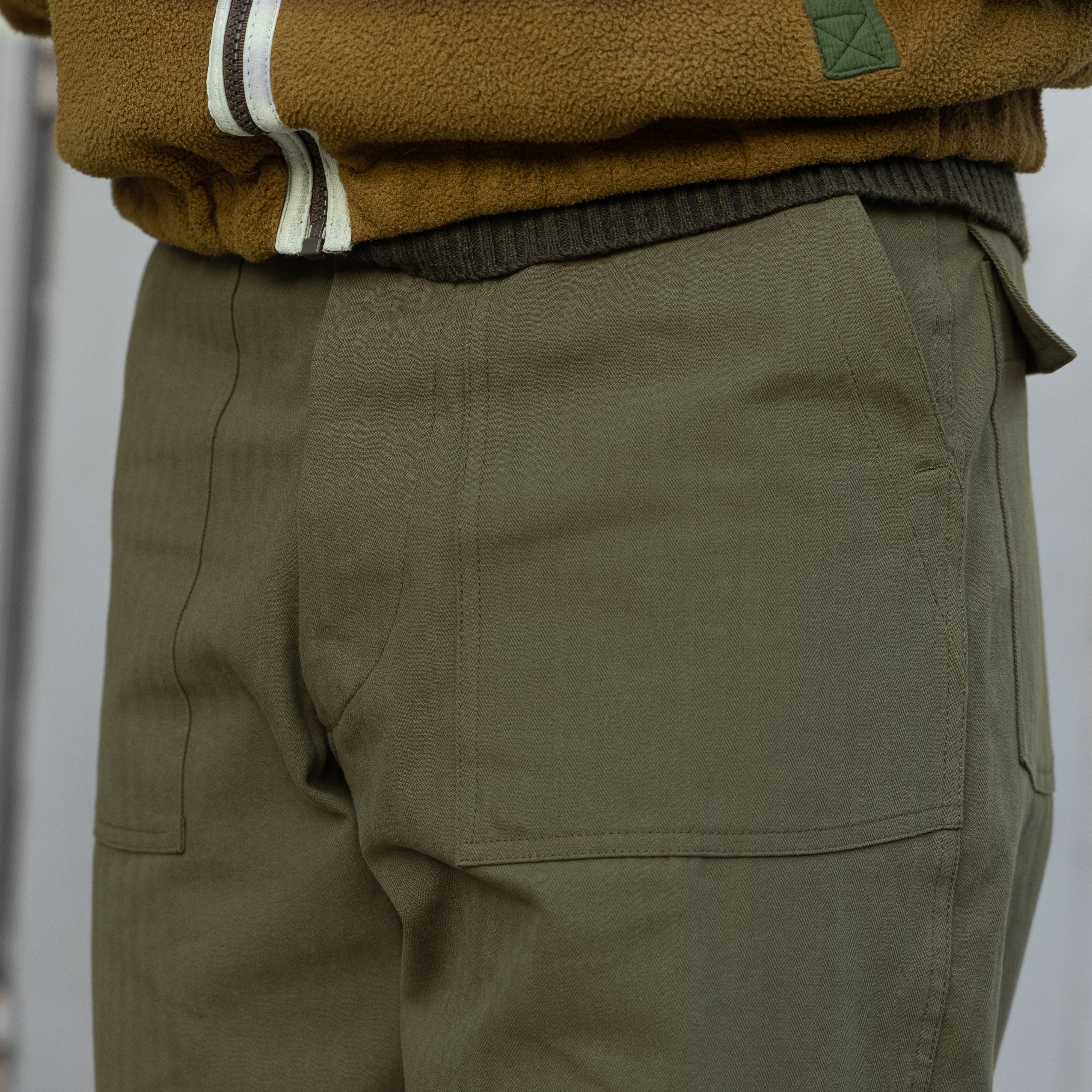 UNIVERSAL HBT FATIGUE PANTS - OLIVE GREEN - Image 3